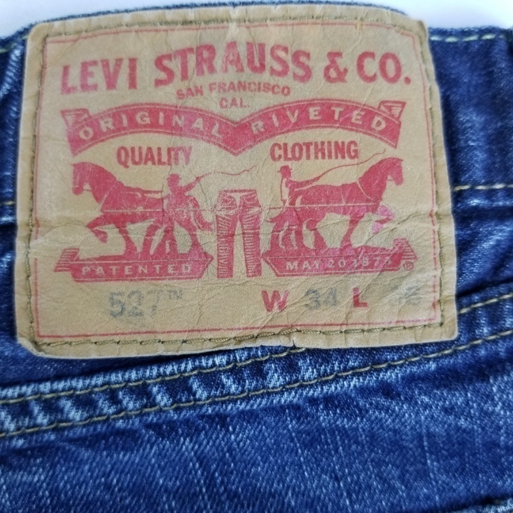 LEVIS- Women’s Size 34” Faded Bleached Jean Shorts 4” inseam cut offs - Picture 5 of 8